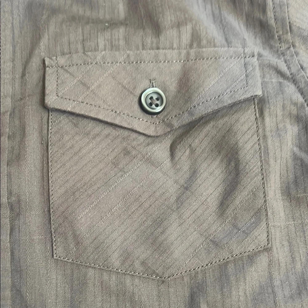 Boys Airwalk Gray Short Sleeve Button Down Shirt Size 5 Skater Casual Summer